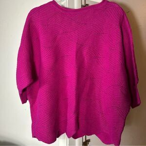 Two bee Cashmere women’s sweater
